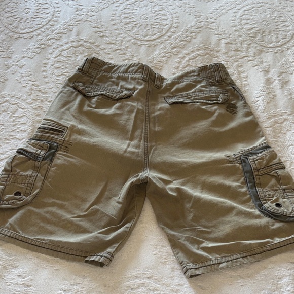 Quicksilver Men's olive green Cargo Shorts Gently Loved 34 - Picture 10 of 13